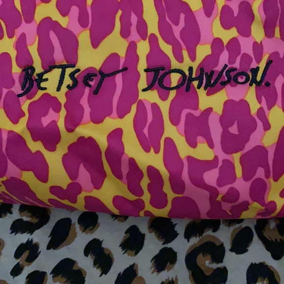 Betsey Johnson Cosmetic Bag - Picture 6 of 6